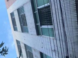 水果市场旁整栋出租，可以做商铺居住办公楼